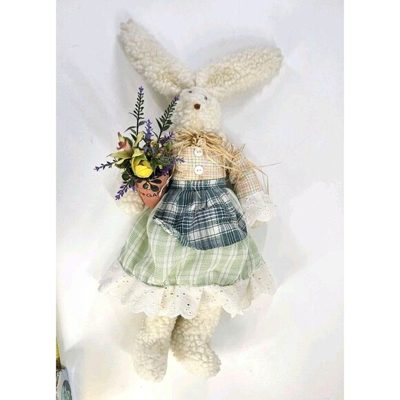 Country Farmhouse Bunny Rabbit Spring Gardener - Picture 9 of 10